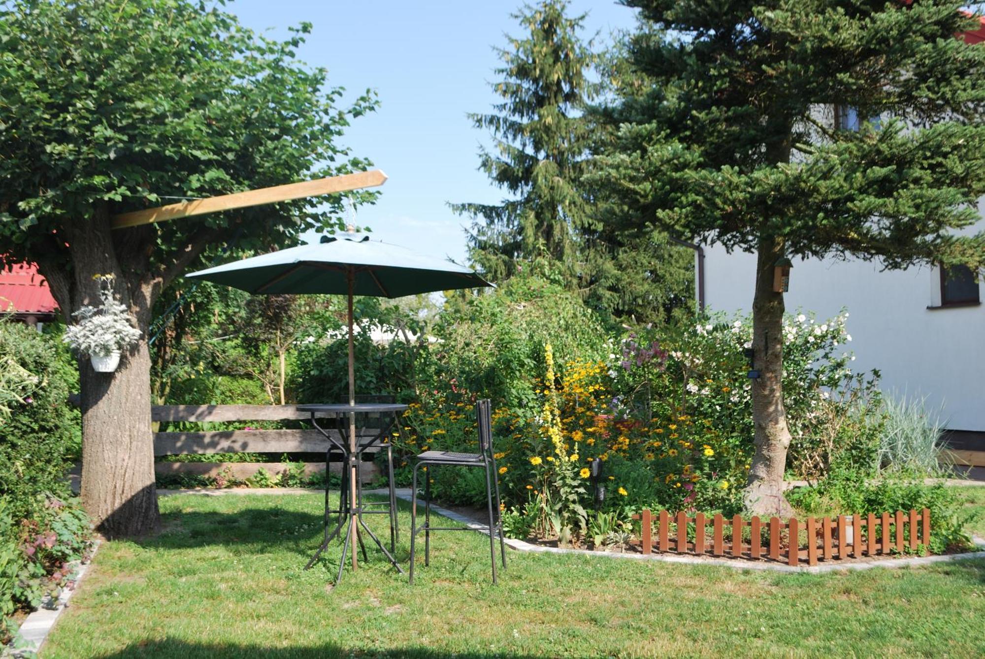 Agroturystyka Pod Czarna Sosna Bialy Lug Ngoại thất bức ảnh