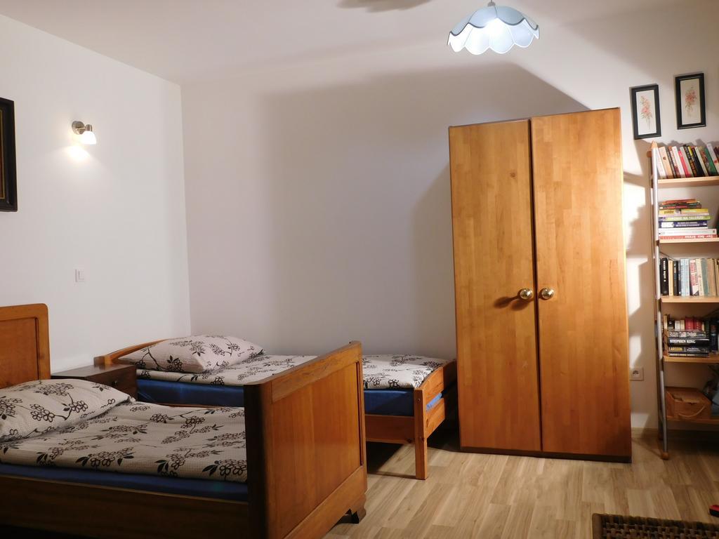 Agroturystyka Pod Czarna Sosna Bialy Lug Ngoại thất bức ảnh
