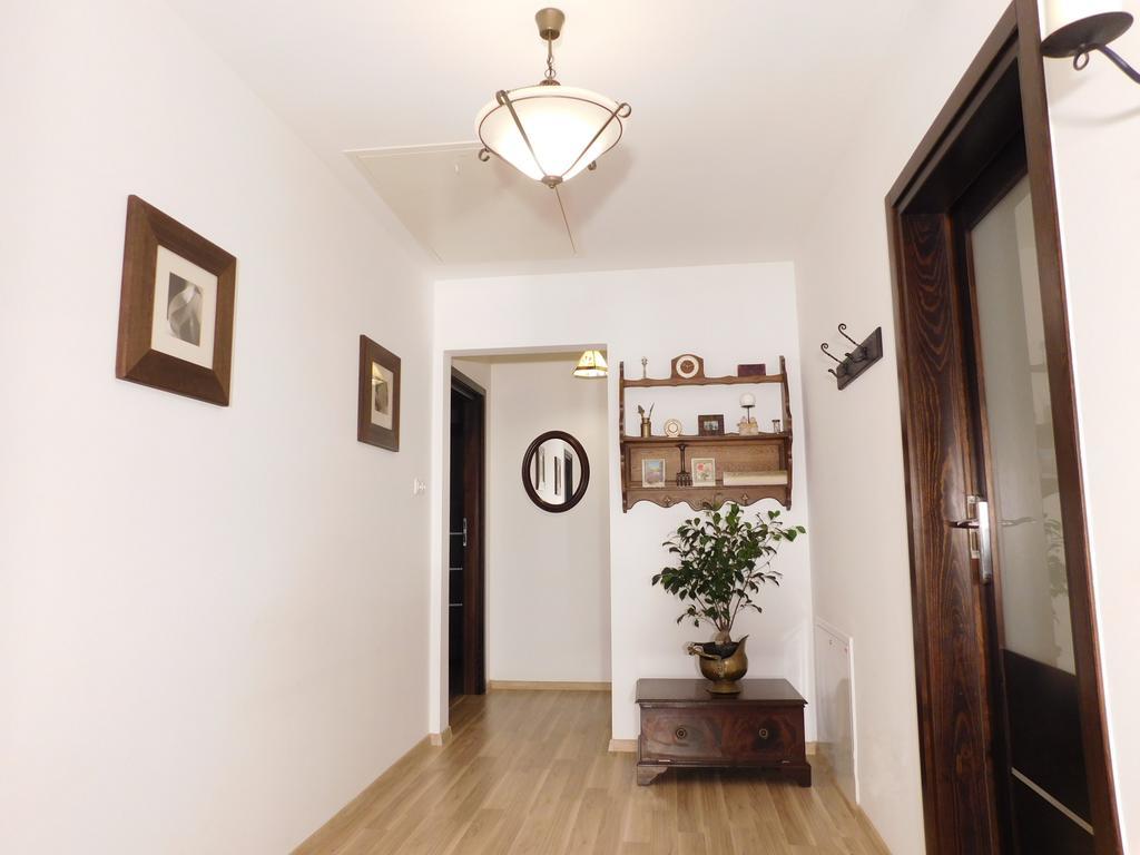Agroturystyka Pod Czarna Sosna Bialy Lug Ngoại thất bức ảnh